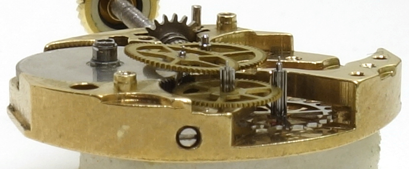 side view of gear train Bulova 1000.11: side view of gear train