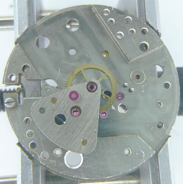 minute wheel cock with two bearing jewels Intex 1057 AUT SCD CLD: minute wheel cock with two bearing jewels