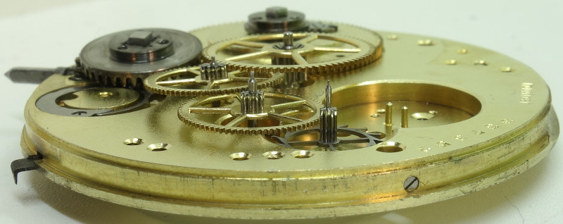 side view of the gear train IWC 53 H6.5: side view of the gear train