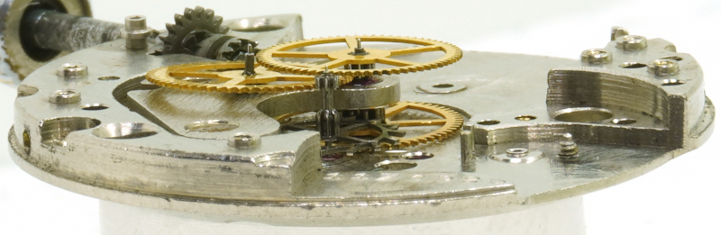 side view of the gear train Poljot 2415A: side view of the gear train